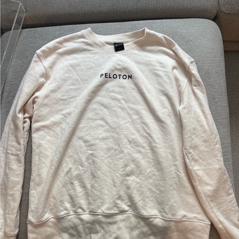 PELETON CREW NECK